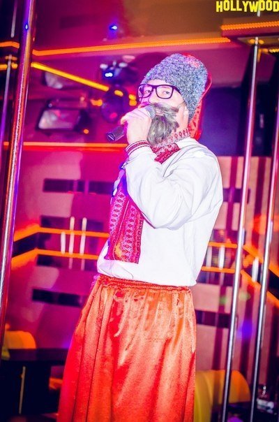 «Козацька» вечірка в луцькому клубі. ФОТО