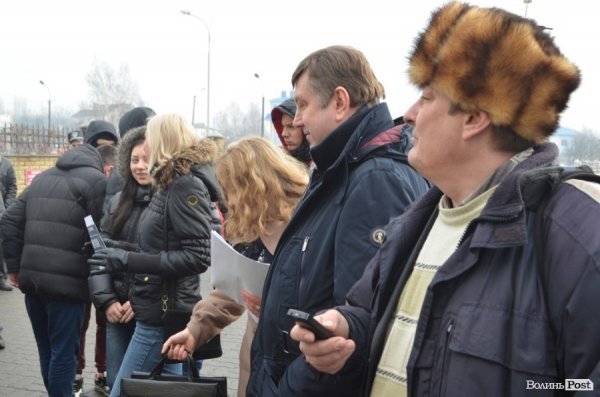 Активісти луцького Майдану попросили в Євросоюзу санкцій проти «репресантів». ФОТО