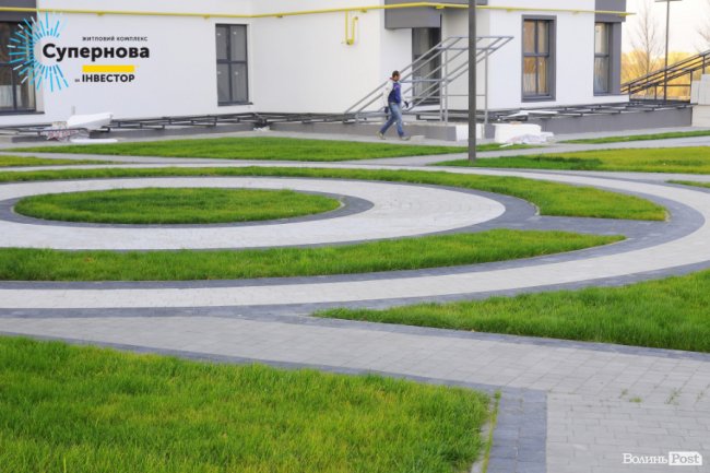 Звіт з будівництва ЖК «Супернова»: у четвертому будинку встановлюють вікна*