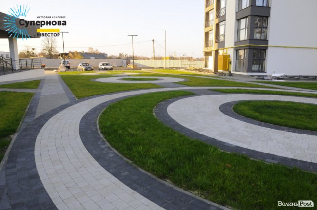 Звіт з будівництва ЖК «Супернова»: у четвертому будинку встановлюють вікна*