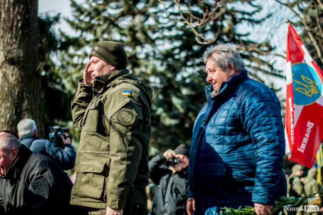 У Луцьку ходою і молитвами вшанували мужність та героїзм добровольців. ФОТО