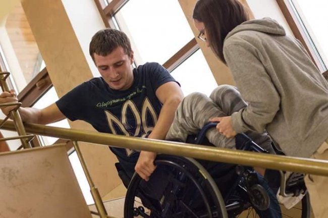 Рідні просять допомогти коштами 25-річному волинянину. ФОТО