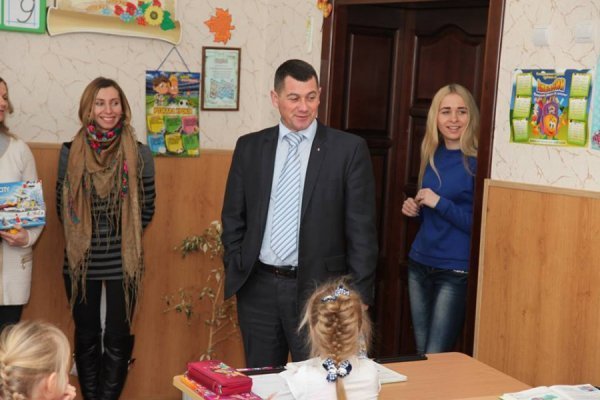 Сину волинського Героя влаштували сюрприз посеред уроку