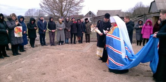 У селі на Волині освятили місце для побудови нового храму. ФОТО