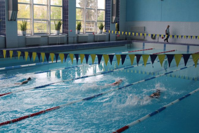 У Луцьку відбувся турнір з плавання пам’яті загиблого атовця. ФОТО