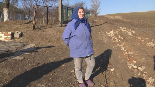 Дорога у волинському селі перетворюється у болото: коли чекати ремонту. ВІДЕО