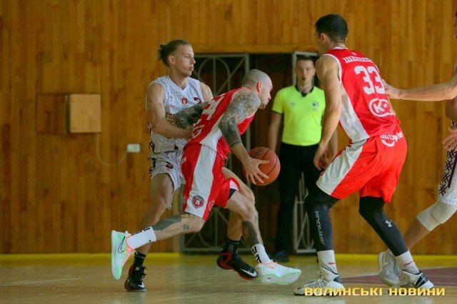 Турнір пам'яті Олексія Веремійчика: «Старий Луцьк» переміг БК «Рівне». ФОТО