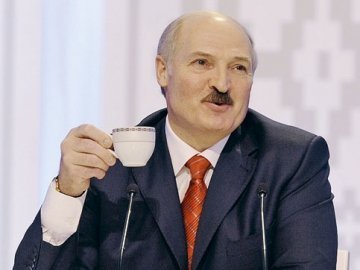 Євросоюз припинив санкції проти Лукашенка