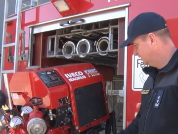 Волинські пожежники отримали нові авто від німців. ВІДЕО