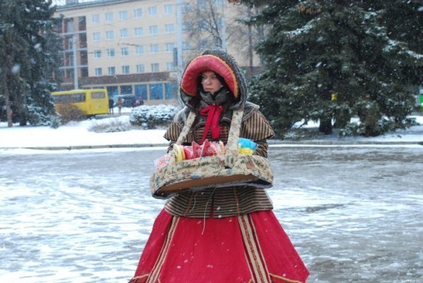 8 Березня в центрі Луцька. ФОТО