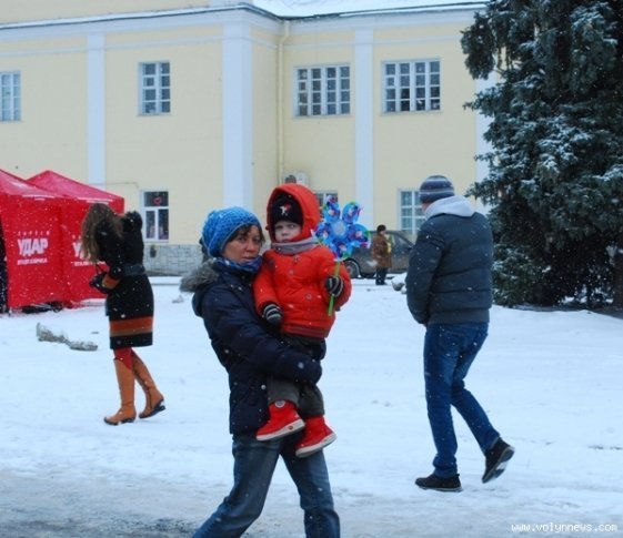 8 Березня в центрі Луцька. ФОТО