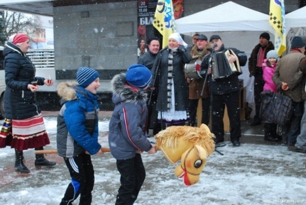 8 Березня в центрі Луцька. ФОТО
