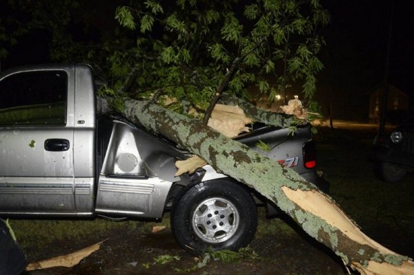 Торнадо в США. ФОТО