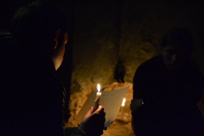 Окраєць хліба на двадцятьох: молодь провела ніч у стінах Луцької тюрми. ФОТО