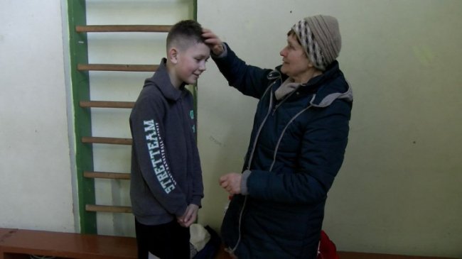 Виїжджали під обстрілами: переселенці розповіли, як дісталися Луцька. ВІДЕО