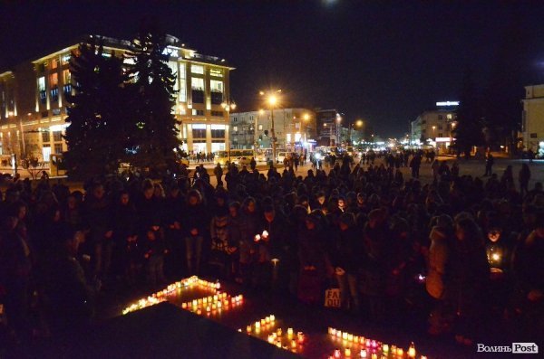 У Луцьку прощалися з Кузьмою Скрябіним. ФОТО