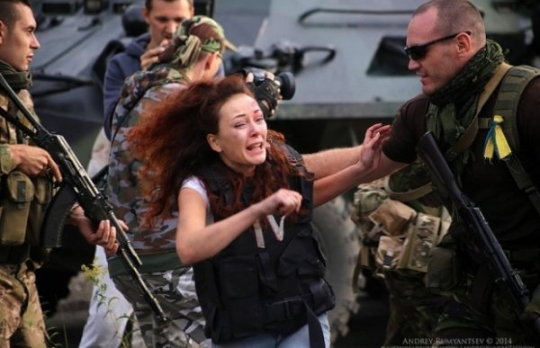 У Росії знімають фільм про те, як «укропи» катують російських журналістів. ФОТО