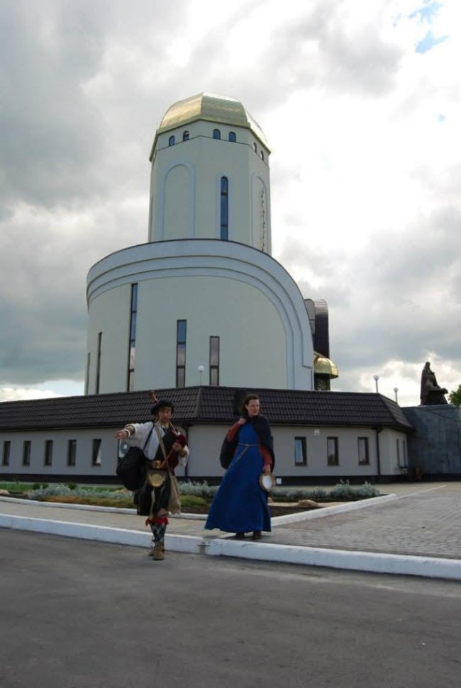 Внаслідок тяжкої хвороби помер відомий майстер музичних інструментів з Луцька Віктор Іщук