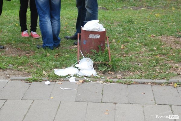 У Луцьку з'їли тисячу порцій вареників. ФОТО