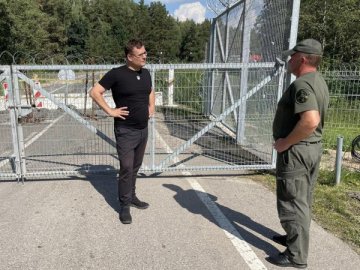 Литва облаштовує укріплення на закритому КПП з Білоруссю