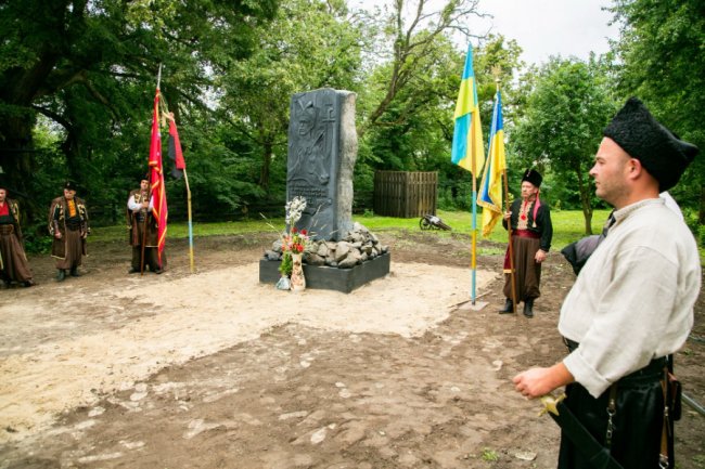 На Волині відкрили пам'ятник полководцю Івану Богуну. ФОТО