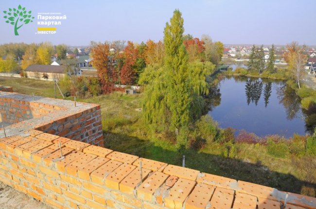 У ЖК «Парковий квартал» розпочали перекриття другого будинку. ФОТО*