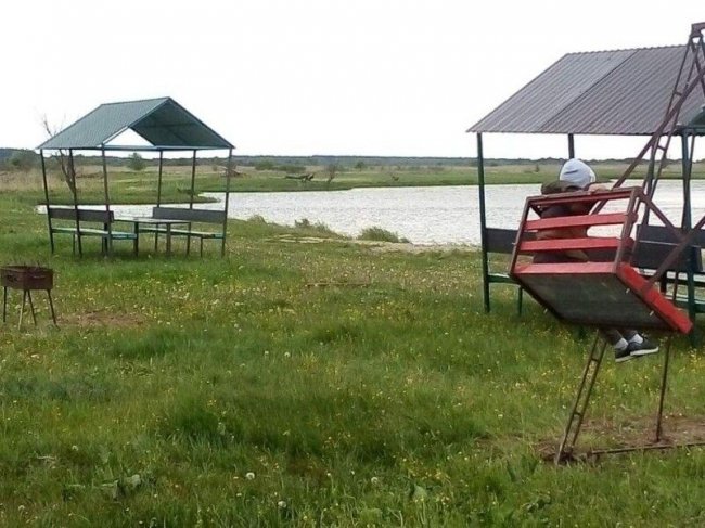 У селі на Волині люди самотужки облаштували зону відпочинку.  ФОТО