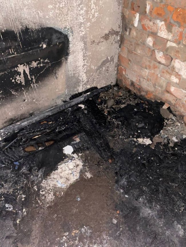 У Володимирі вночі сталась пожежа у багатоповерхівці, евакуйовували 30 людей. ФОТО