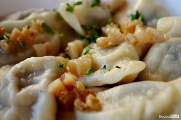 Імператорське бомбосховище. Смачного Луцька!