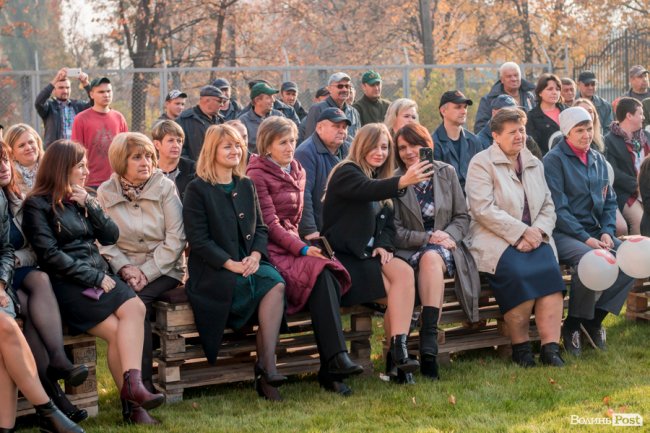 Із вітаннями та концертом: як на «Теремно Хліб» відзначають професійне свято. ФОТО*