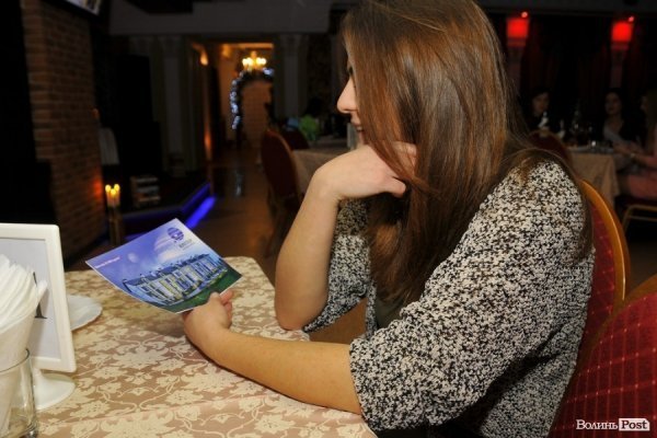 «Зима. Кохання. Новий Рік»: поетичний вечір з присмаком моди в Луцьку