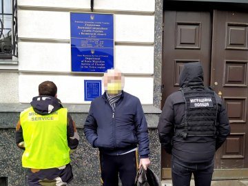 У Луцьку затримали нелегального мігранта з Грузії. ФОТО
