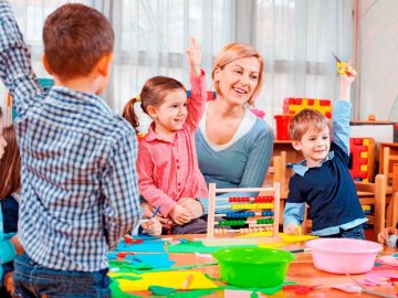 Луцьким вихователям хочуть виділити 2,5 мільйона на премії 