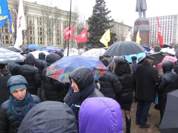 У Донецьку спалили «Януковича». ФОТО. ВІДЕО
