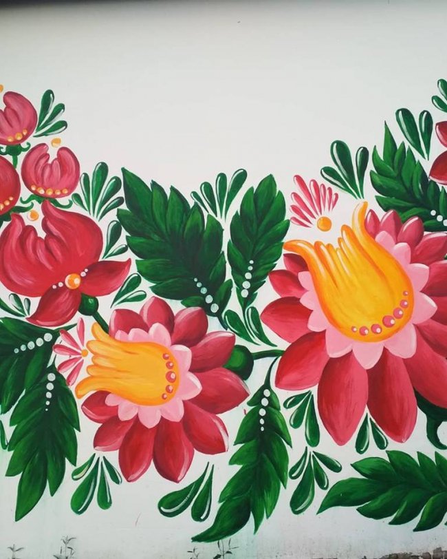 «Заквітчана» зупинка з'явилася в одному з волинських сіл