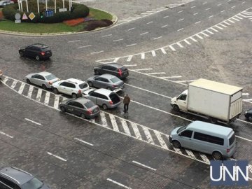 У Києві сталася подвійна аварія. ФОТО