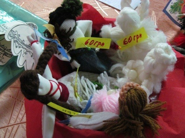 У Луцьку - благодійний аукціон хендмейду. ФОТО