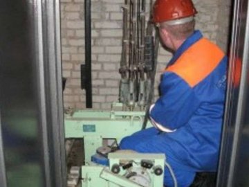 У гуртожитках СНУ відремонтують ліфти