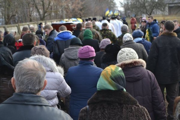 У Горохові поховали бійця «Азову» Ігоря Сливку. ФОТО