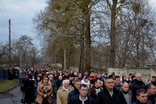 У Горохові поховали бійця «Азову» Ігоря Сливку. ФОТО