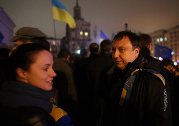 Як Кличко, Тягнибок і Яценюк мітингували на Євромайдані. ФОТО