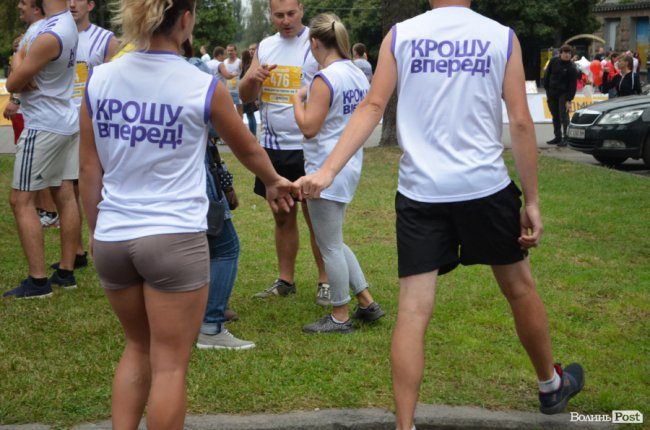 Море позитиву, блискучі результати та командна підтримка: «КроШу» взяв участь у «Luchesk Half Marathon». ФОТО*