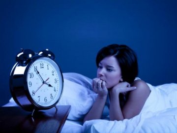 Як подолати зимове безсоння: поради лікарів