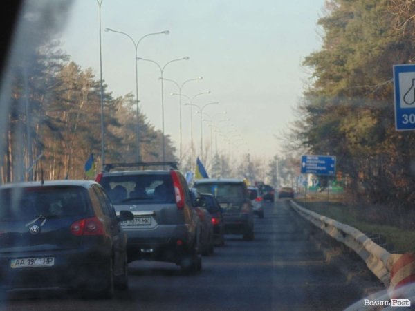 Фотовраження лучанина від автопробігу до Межигір'я 