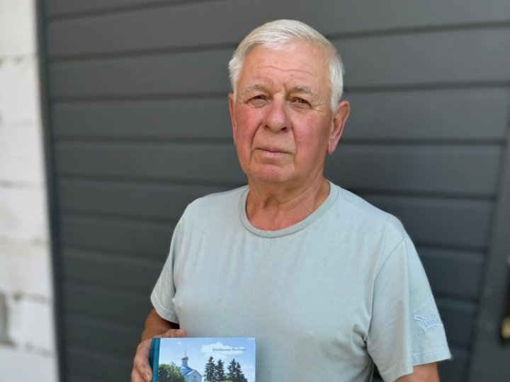 Волинянин видав книгу про своє село, над якою працював 35 років. ФОТО