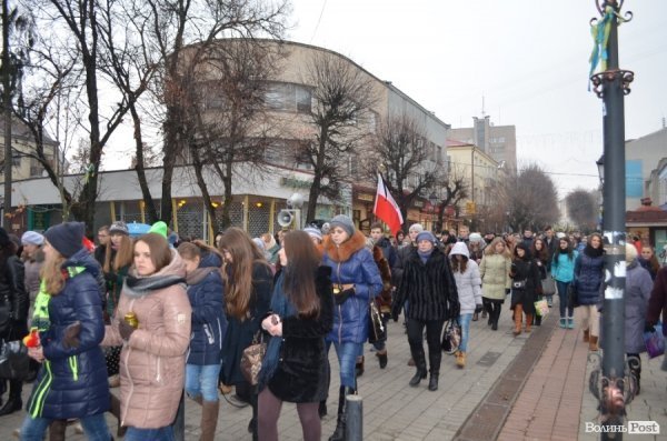 У Луцьку вшанували пам'ять жертв голодоморів. ФОТО