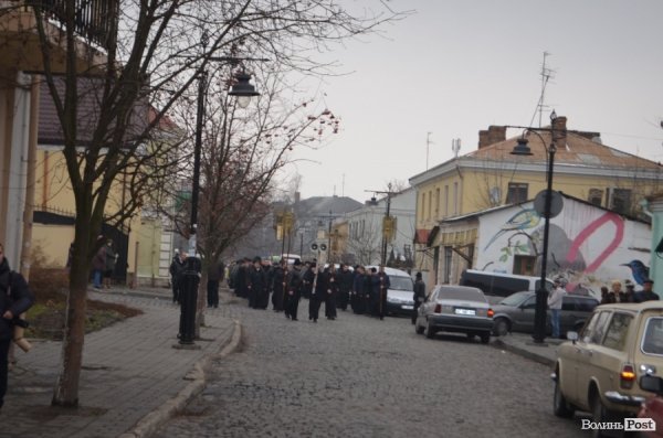 У Луцьку вшанували пам'ять жертв голодоморів. ФОТО
