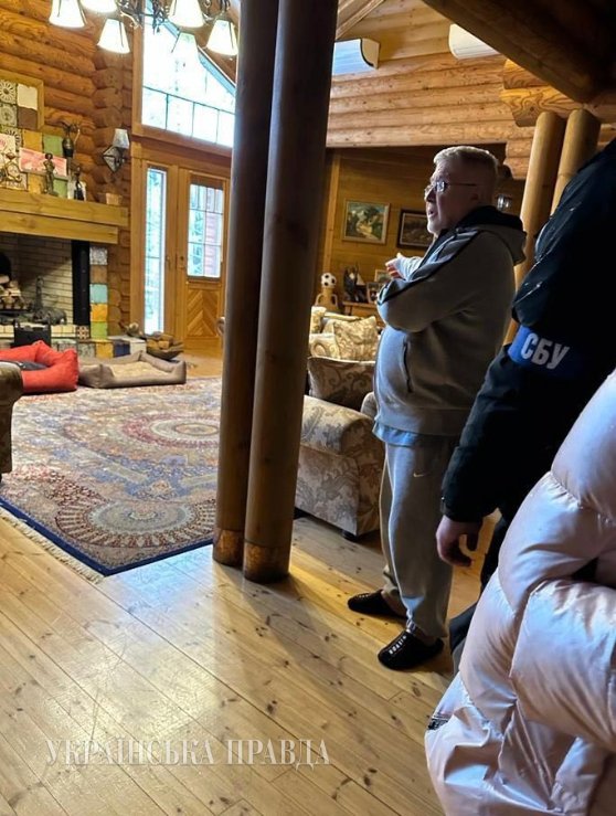 Вдома у Коломойського проходить обшук