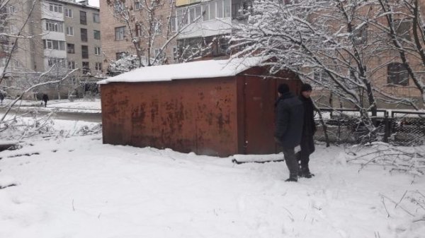 Демонтаж триває: у Луцьку знесли гаражі 