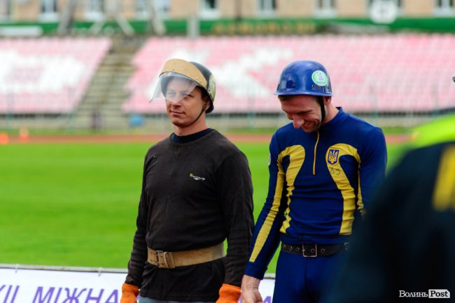 До Луцька на змагання з'їхались пожежники з 7 країн. ФОТО